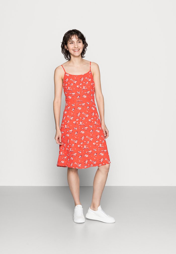 Peignoir Anna Field STRAPPA FIT AND FLARE Day Rouge Femme | WVT-8933007